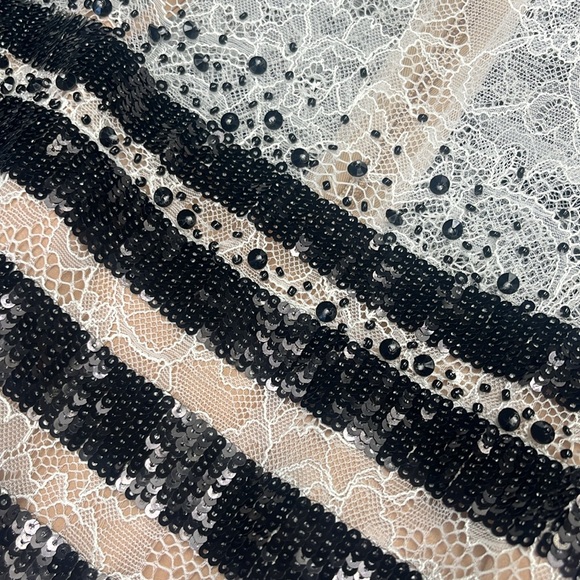 Worn once. BCBG max azria task black and ivory lace and sequin dress - Picture 5 of 6